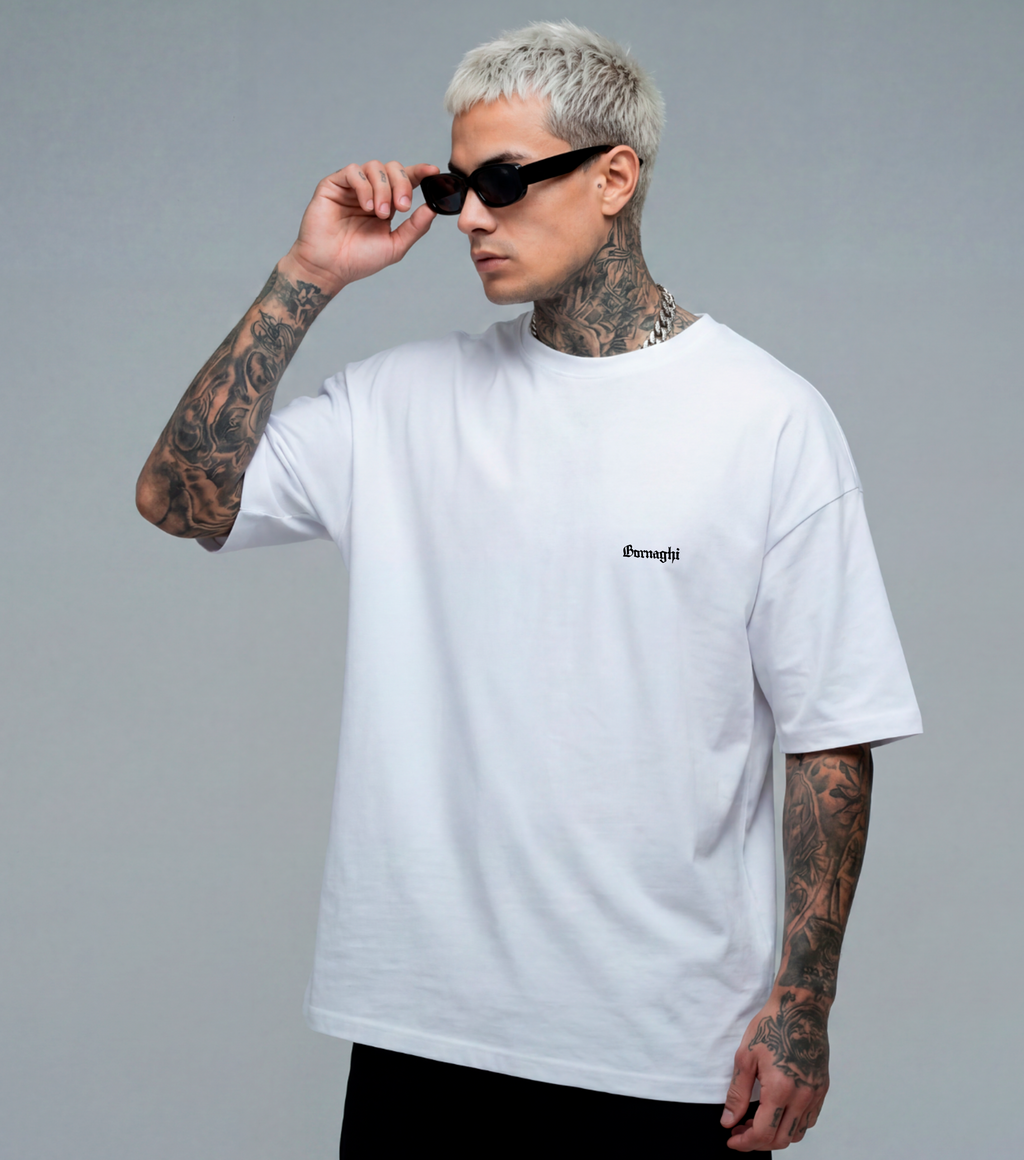 Camiseta Oversized White Essence