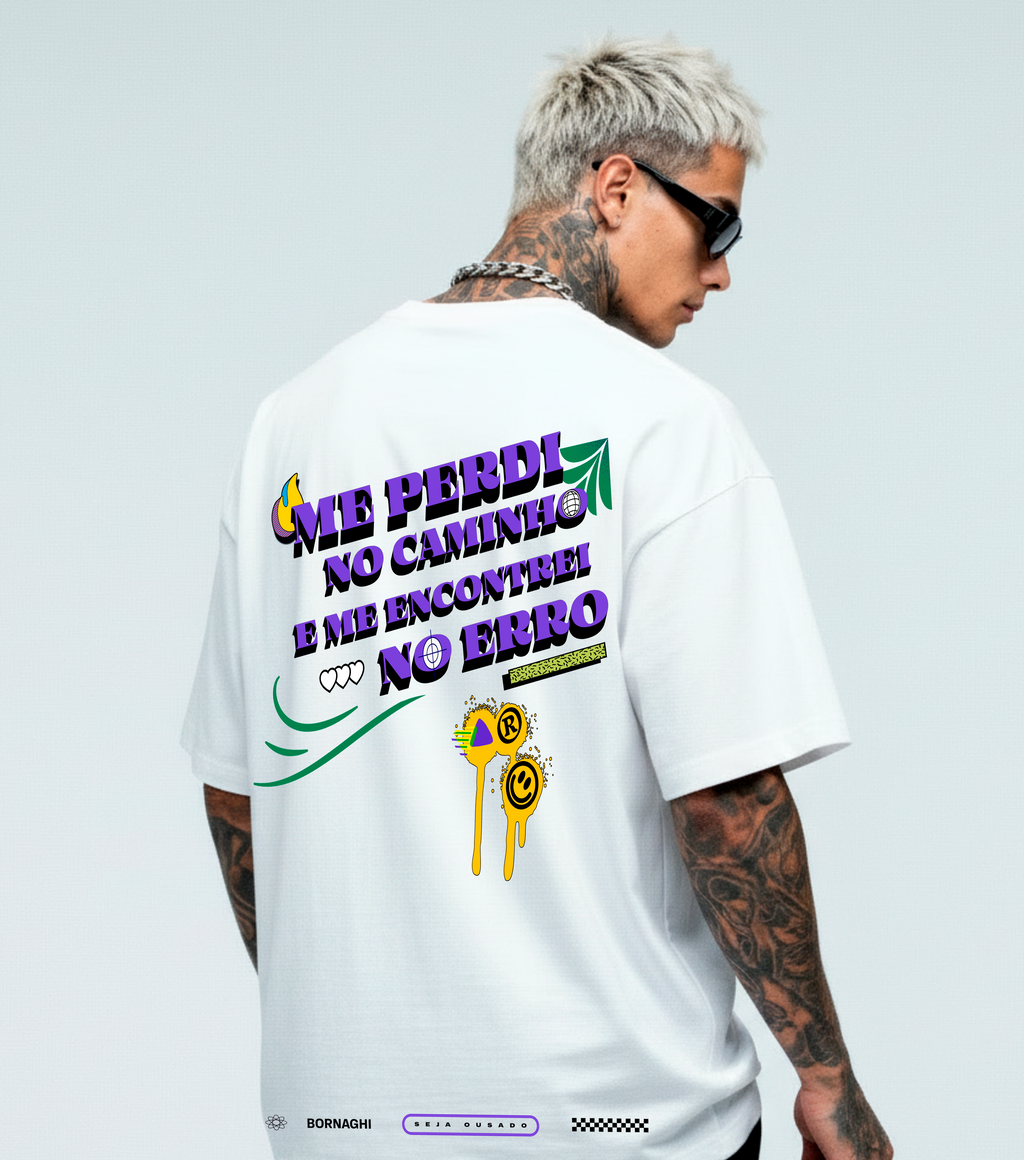 Camiseta Oversized Perdido no Erro
